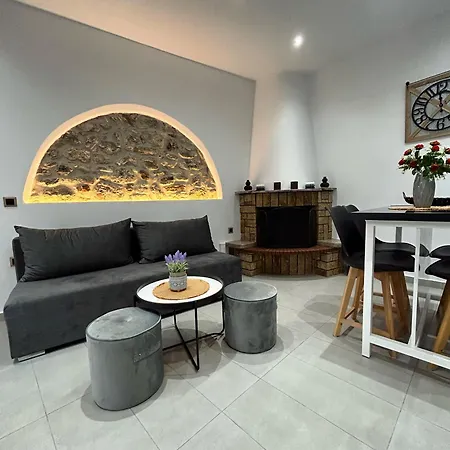 Mm Traditional Villa