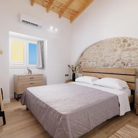 Mm Traditional Villa