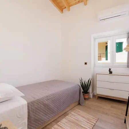 Mm Traditional Villa *