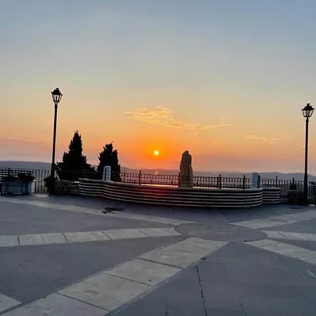 Mm Traditional Giannádes